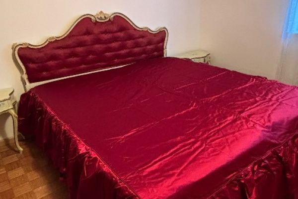 Schlafzimmer aus den 60ern, Venezianischer Stil