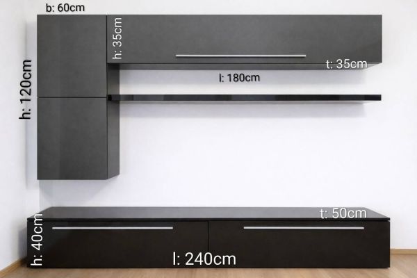 Wohnwand schwarz- grau glänzend