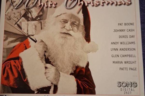 zwei CD mit Weihnachtslieder