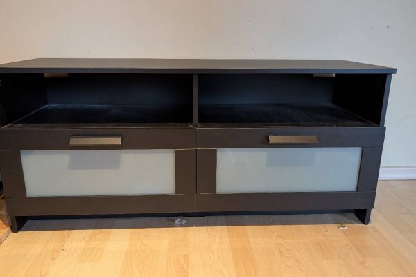 Verkaufe TV- Kasten