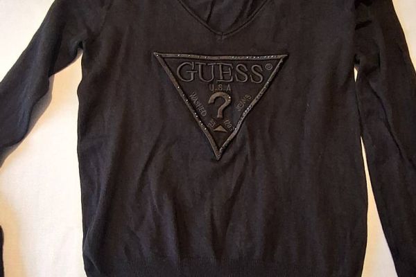 Verkaufe Guess Pullover,  Gr. M selten getragen