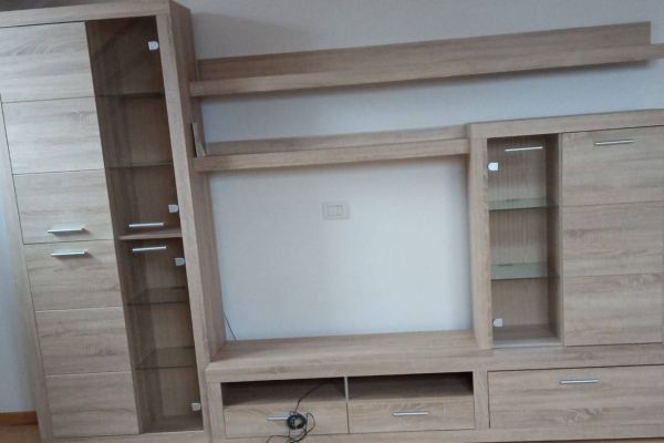 Mobile salotto con vetrina