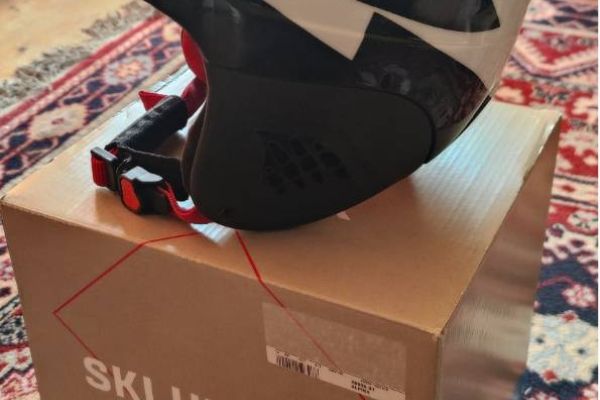 Kinderskihelm Alpina