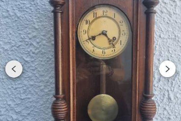 Antike Wand-Pendel-Uhr