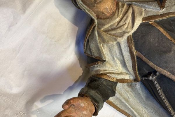 Holzfigur. Wallburga