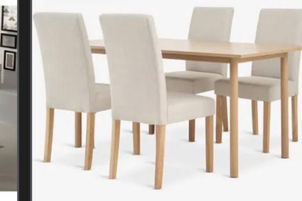 Esstisch mit 4 Stühlen