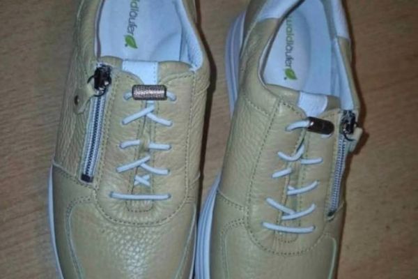 Verkaufe Neue Waldläufer größe 38