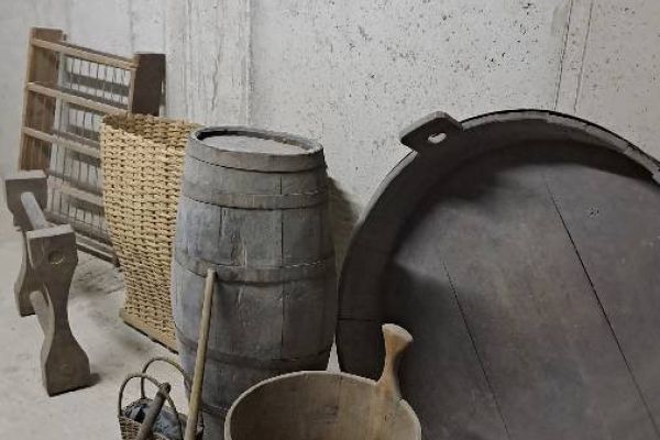 Antiquitäten, alte Gegenstände und Geräte