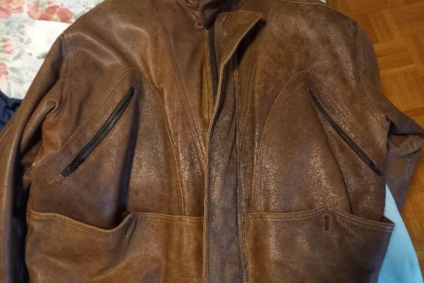Lederjacke Mann Frühling