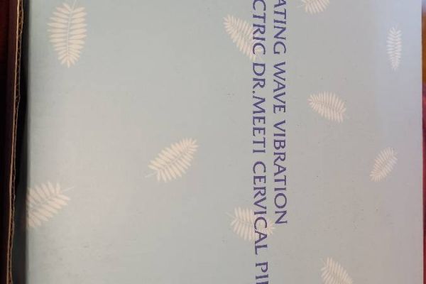 Kleines Massagegerät mit Vibration