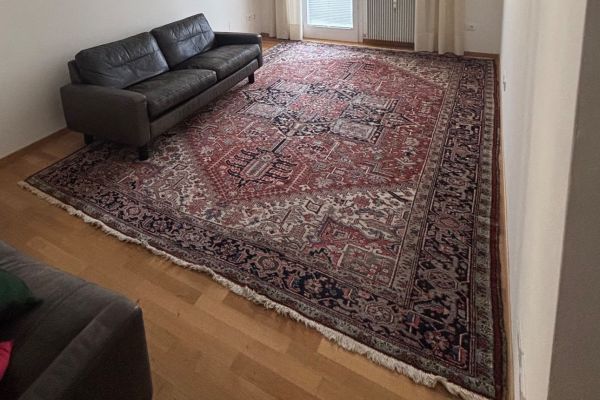 Großer handgeknüpfter Orientteppich 395 × 294 cm