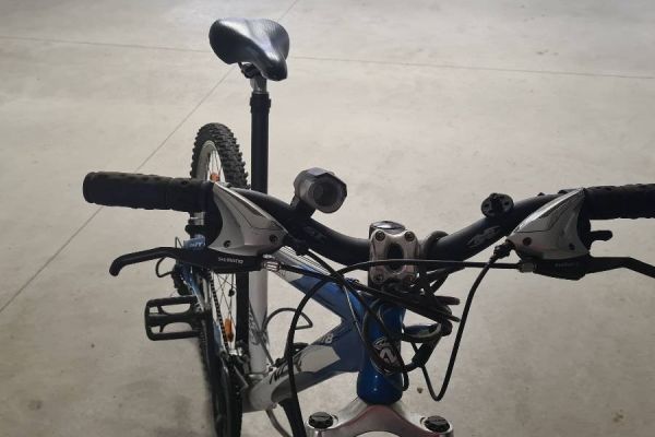 Mountainbike zu verkaufen
