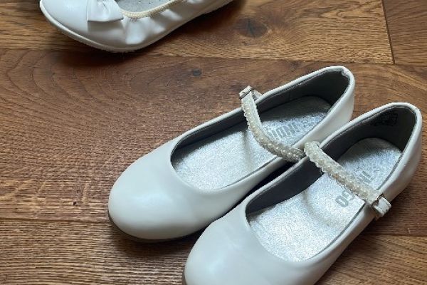 Erstkommunionschuhe GR. 31 + 32
