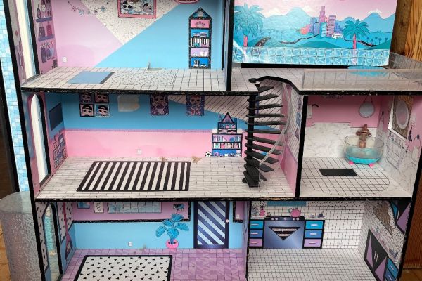 Puppenhaus LOL zu verschenke