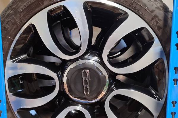 4 Reifen inklusive Felgen - 4 pneumatici con cerchi