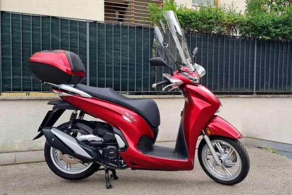 Honda sh 350