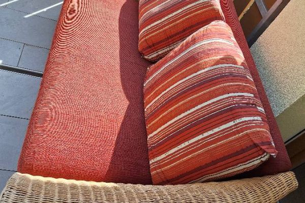 Sofa in Rattan mit Polstern für Balkon/Terrasse