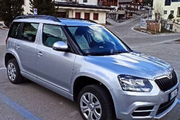 Zu verkaufen    Skoda Yeti 4×4