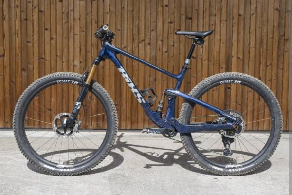 Verkaufe MTB Carbon Fully