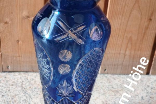 kobaltblaue Kristallvase