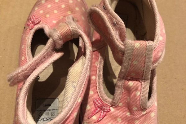 „Superfit“ Sommer-Mädchenschuhe aus Stoff Gr.25 - guter Zustand