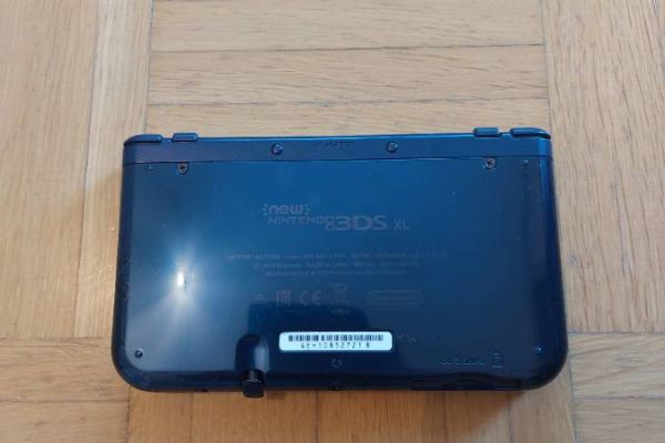 Nintendo 3DS XL