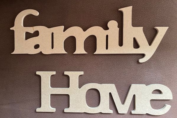 Schriften Family Home