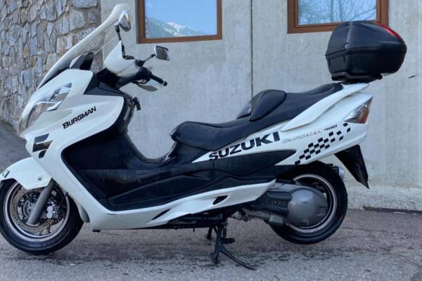 Suzuki Burgmann 400ccm
