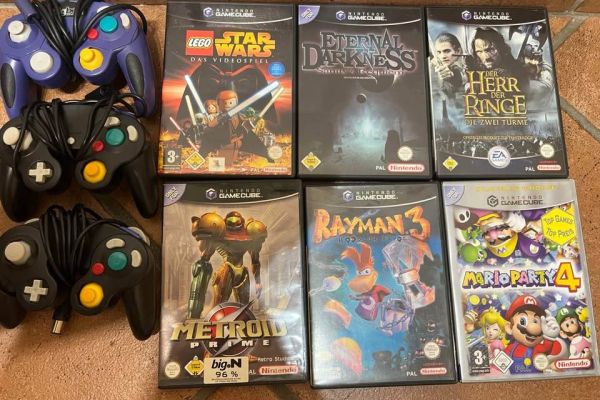 Nintendo GameCube Spielepaket (Mario Party...) + 3 Controller