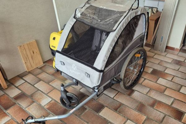 Fahrradanhänger für Kinder zu verkaufen