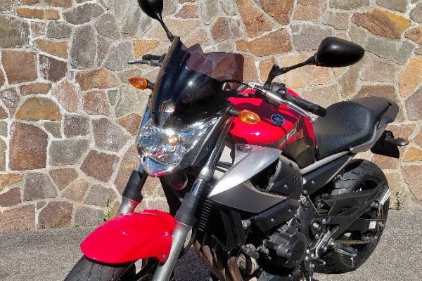 Yamaha XJ6