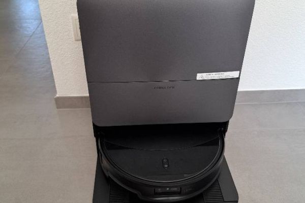 Verkaufe neuwertigen Roborock Saros 20X