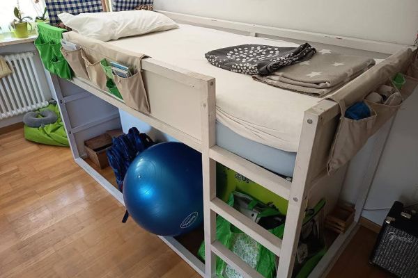 Kura Bett von Ikea