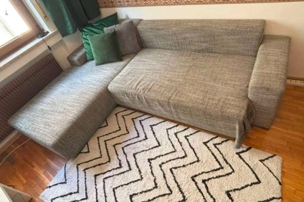 Verkaufe ausziehbare Schlafcouch