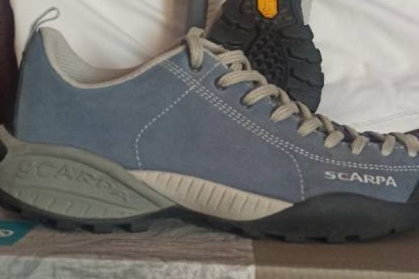 Neue Trekking Schue Zu verkaufen