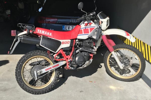 Verkaufe YAMAHA XT 600 (43f)