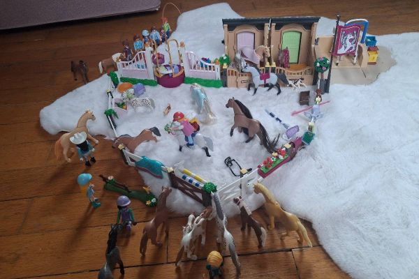Playmobil Pferdekoppel mind.23Pferde