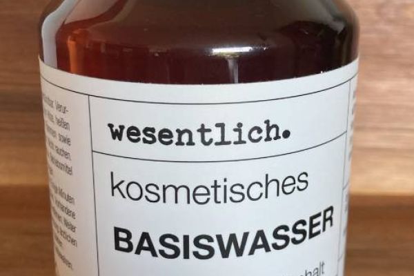 Kosmetisches Basiswasser