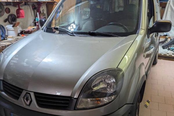 Renault Kangoo 1.2 16V 4x4 – fahrbereit – 500 €