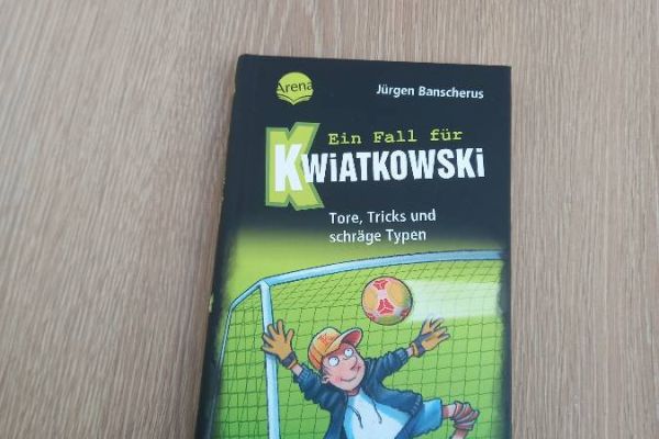 Buch neuwertig