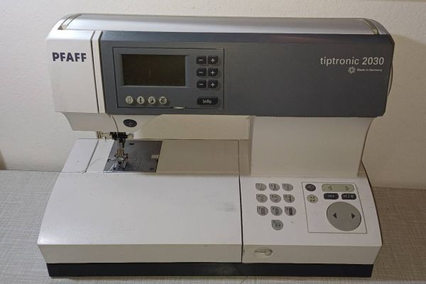 Nähmaschine