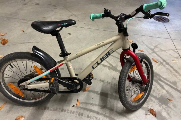 Tolles neuwertiges Kinderfahrrad