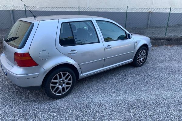 VW  golf  1600  silver