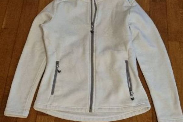 Schönes Fleece Marke CMP