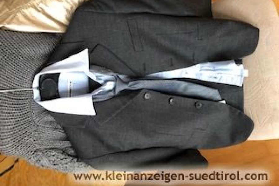 Neuwertiger Erstkomunionsanzug samt Schuhe - Bild 1