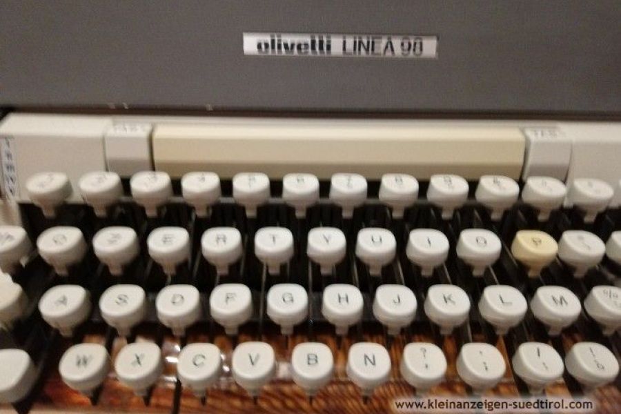 Alte Schreibmaschine - Bild 3