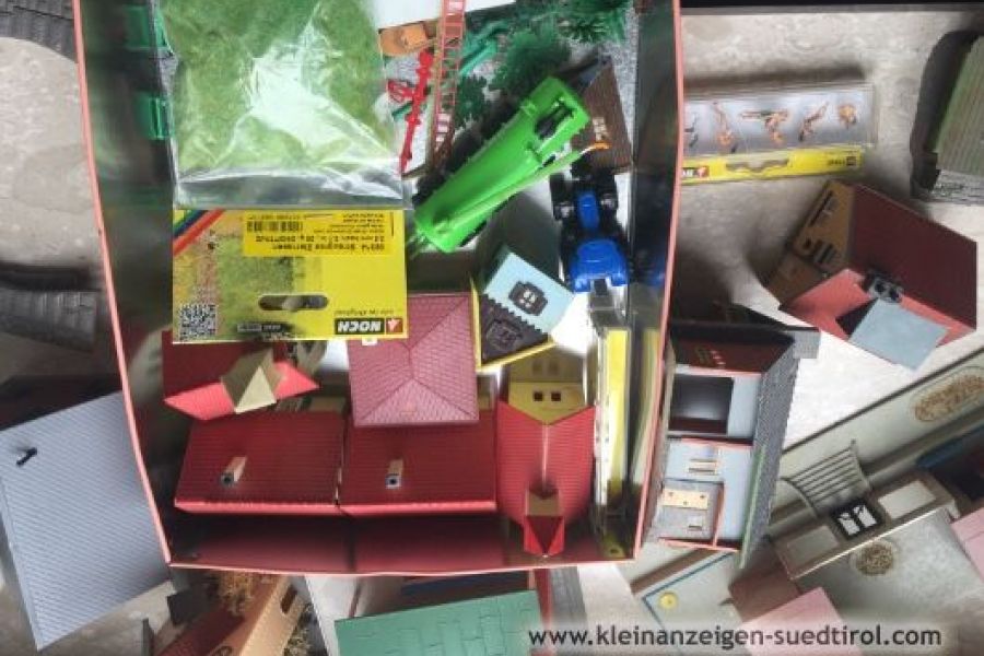 Verschiedene Modellbausätze - Bild 1