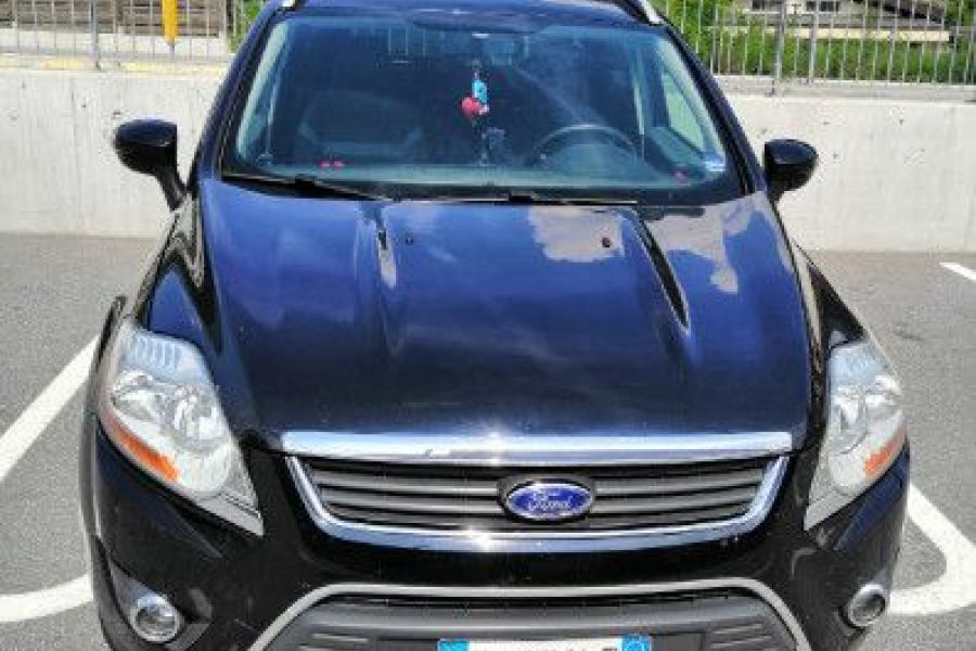 Verkaufe Ford Kuga in Schwarz, BJ 2011, 140 PS - Bild 1