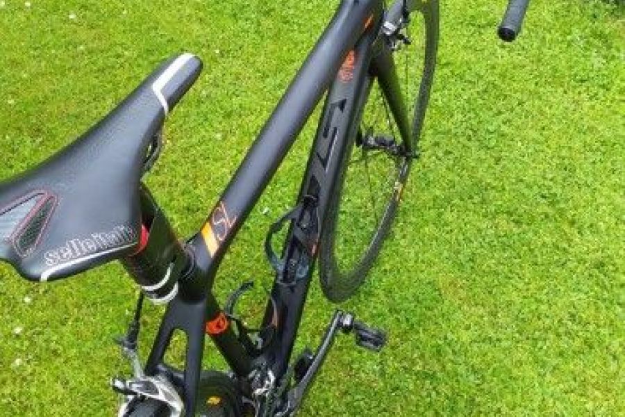 Verkaufe neuwertiges Scott Rennrad mit Zubehör - Bild 4