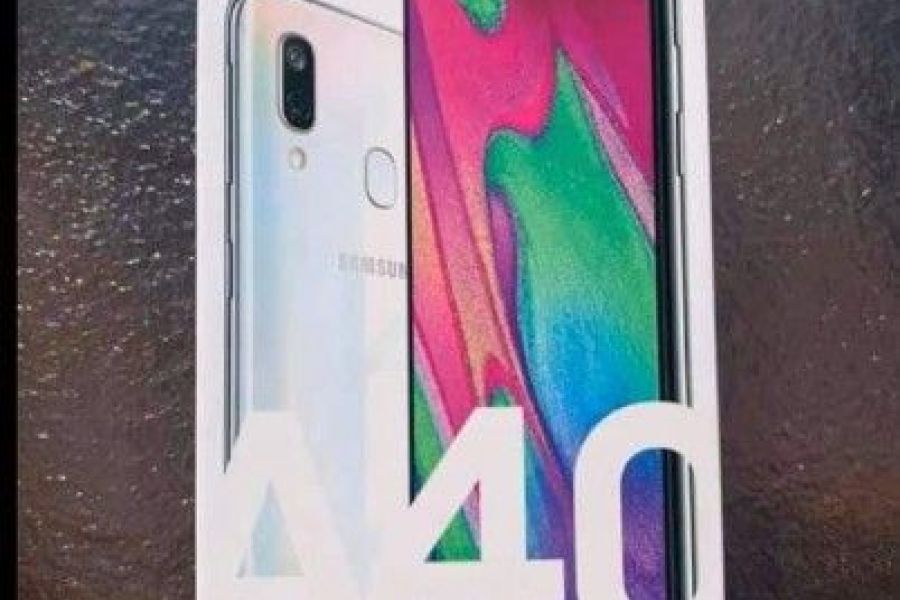Samsung A40 weiß - Bild 1